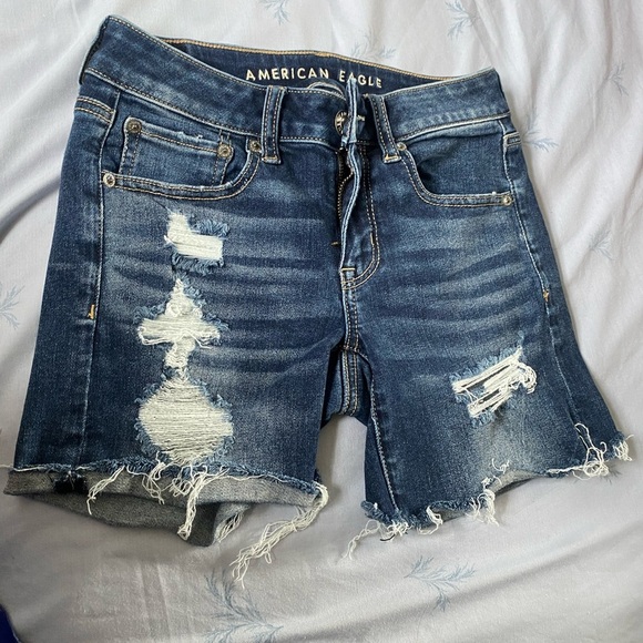 American Eagle Outfitters Women's Blue Denim Shorts - Picture 5 of 10